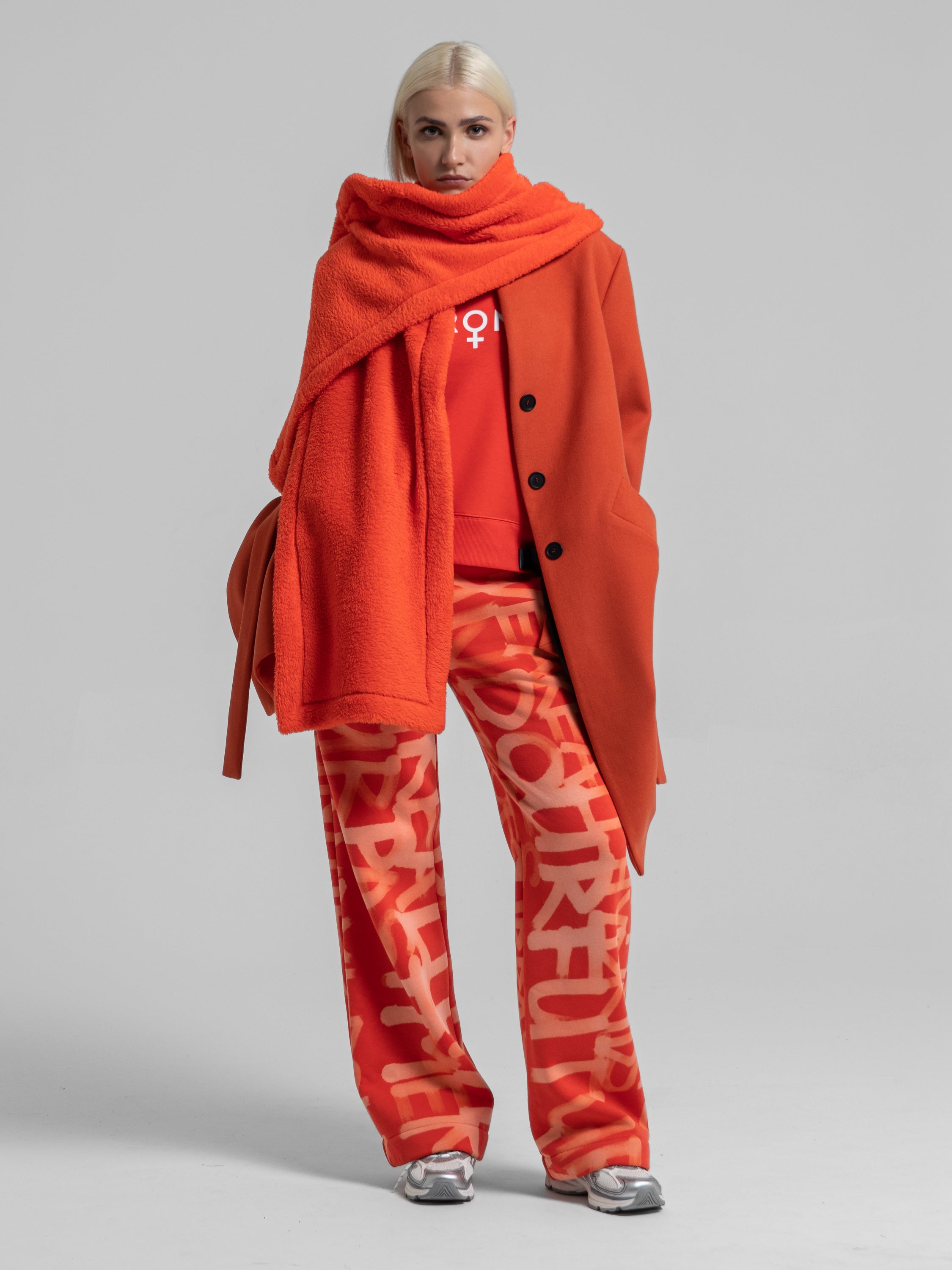 STRONG UNITE SWEATSHIRT - THEFOUR RED