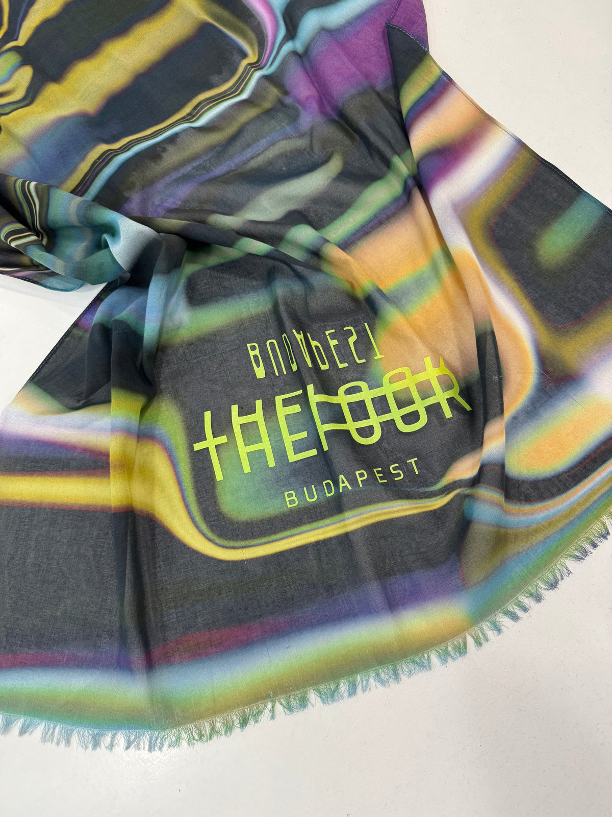 UNIQUE SCARF - No. 028