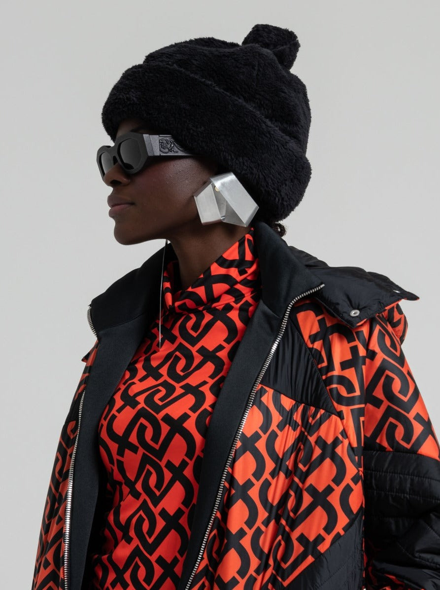 MUSHY POM HAT - BLACK