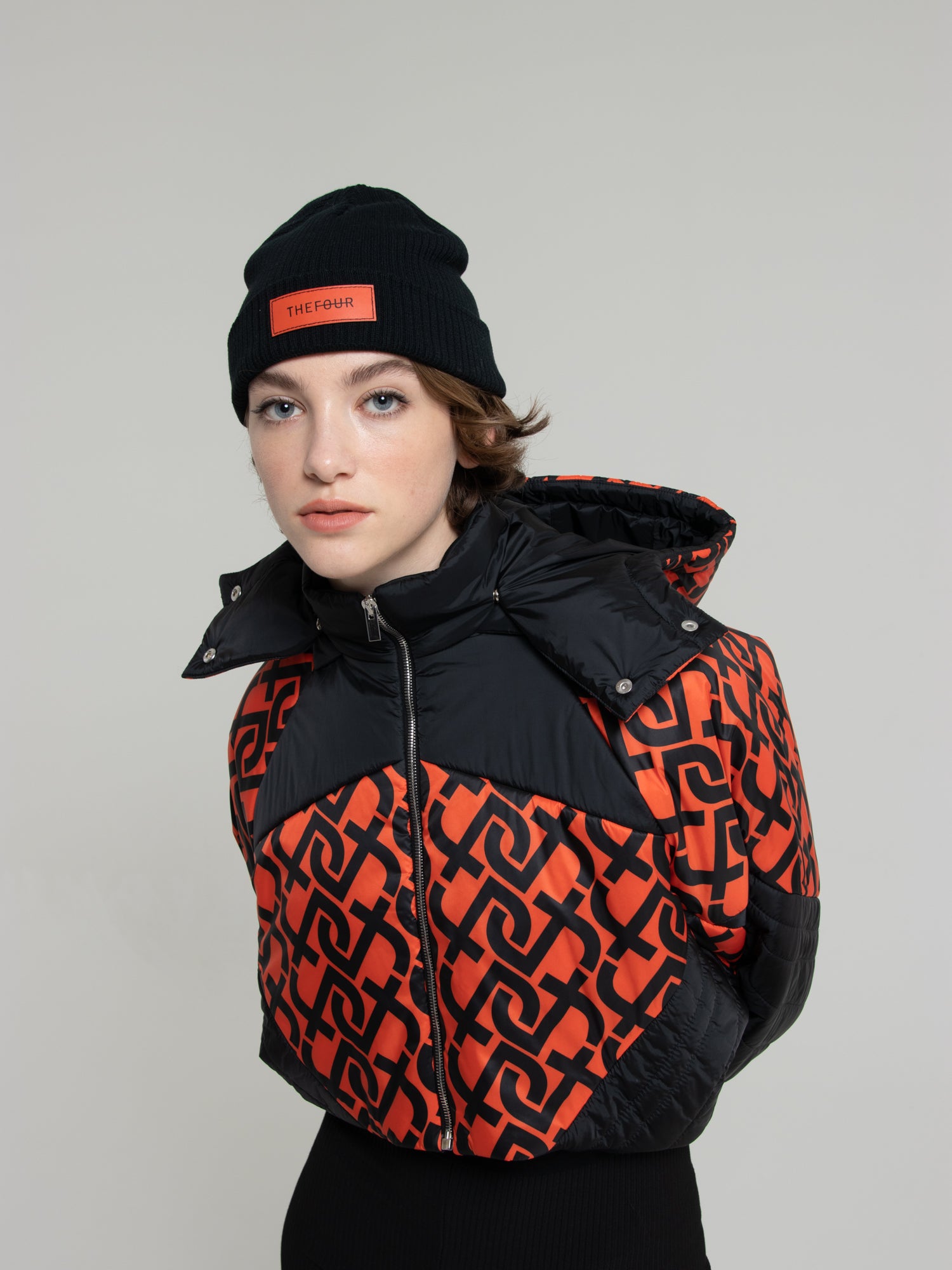 BASE BEANIE - BLACK CONTRAST