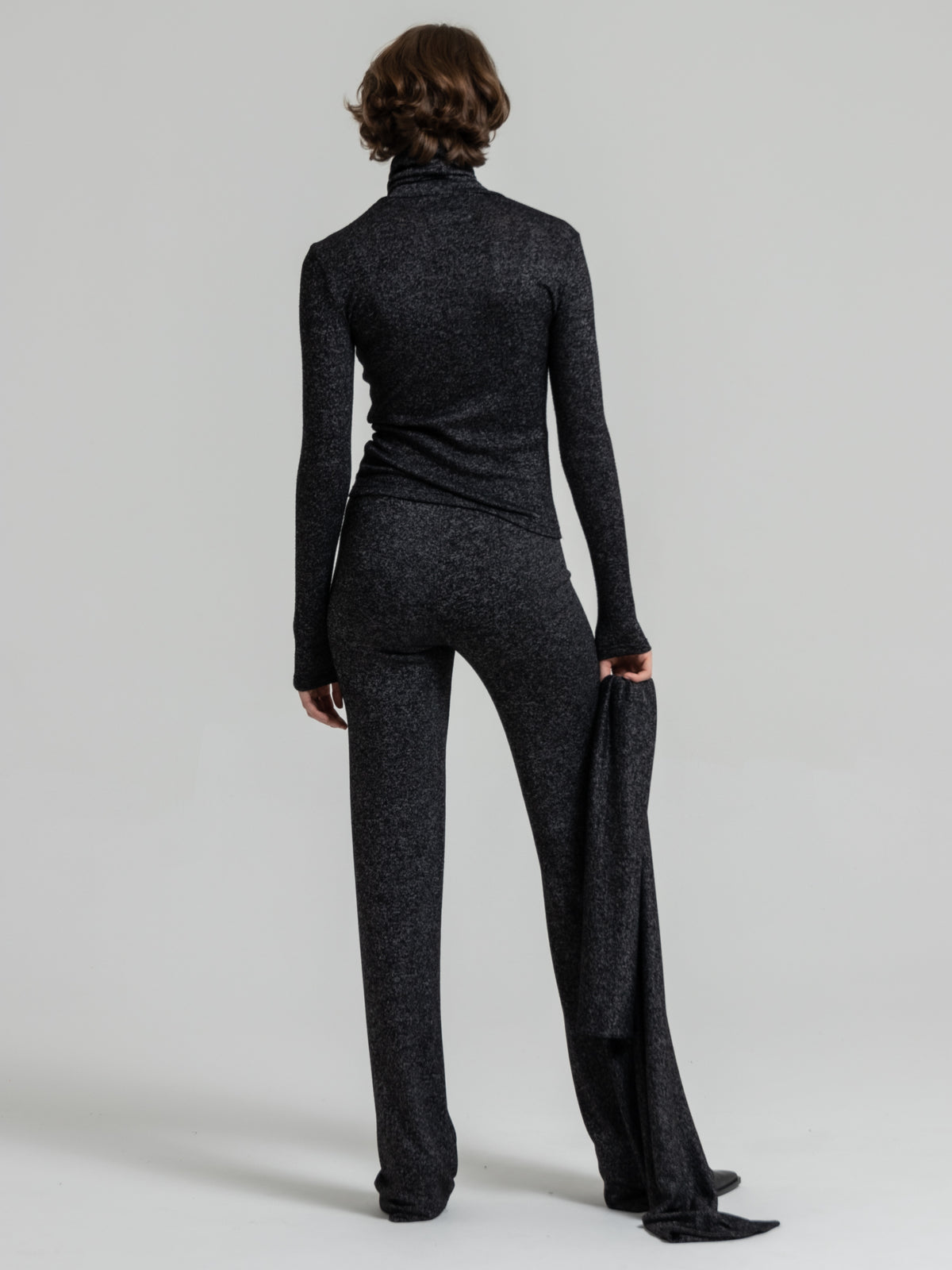 NALA TURTLENECK TOP WITH SCARF - GREY