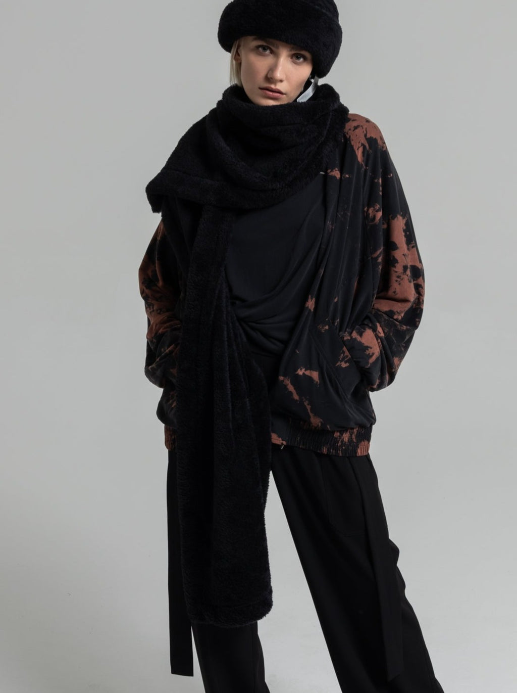 MUSHY FLEECE SCARF - BLACK