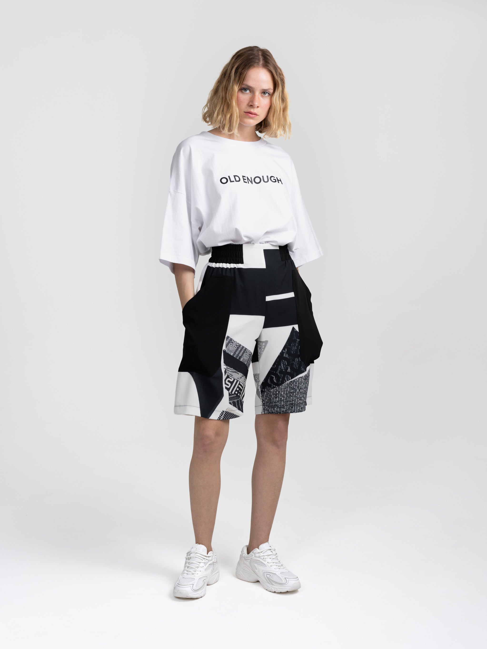 FUEL SHORTS - REP PRINT BW