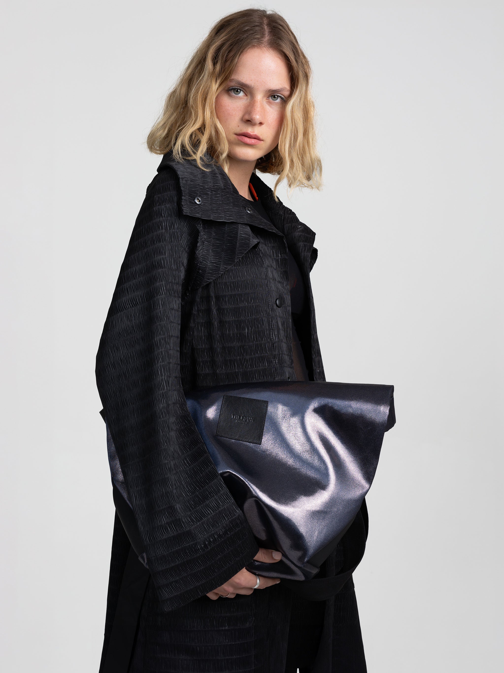 AEKI TOTEBAG - LIQUID BLUE