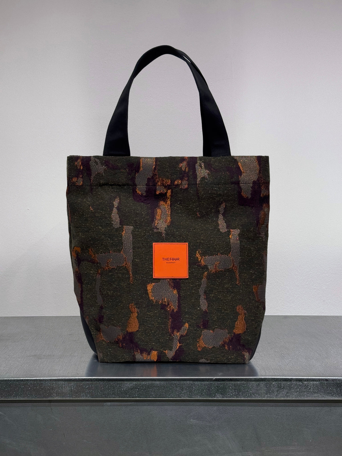 AIDA TOTE BAG - METALLIC MOSS GREEN