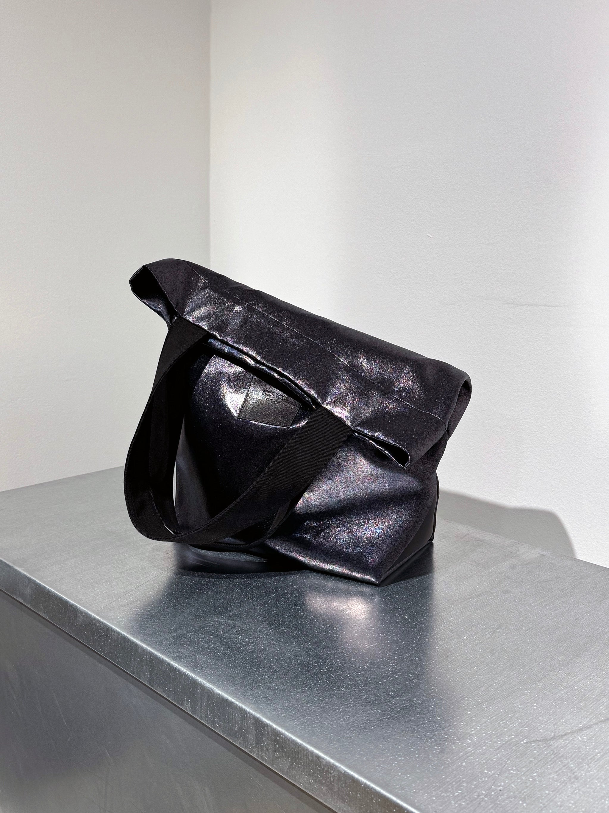 AIDA TOTE BAG - LIQUID BLUE