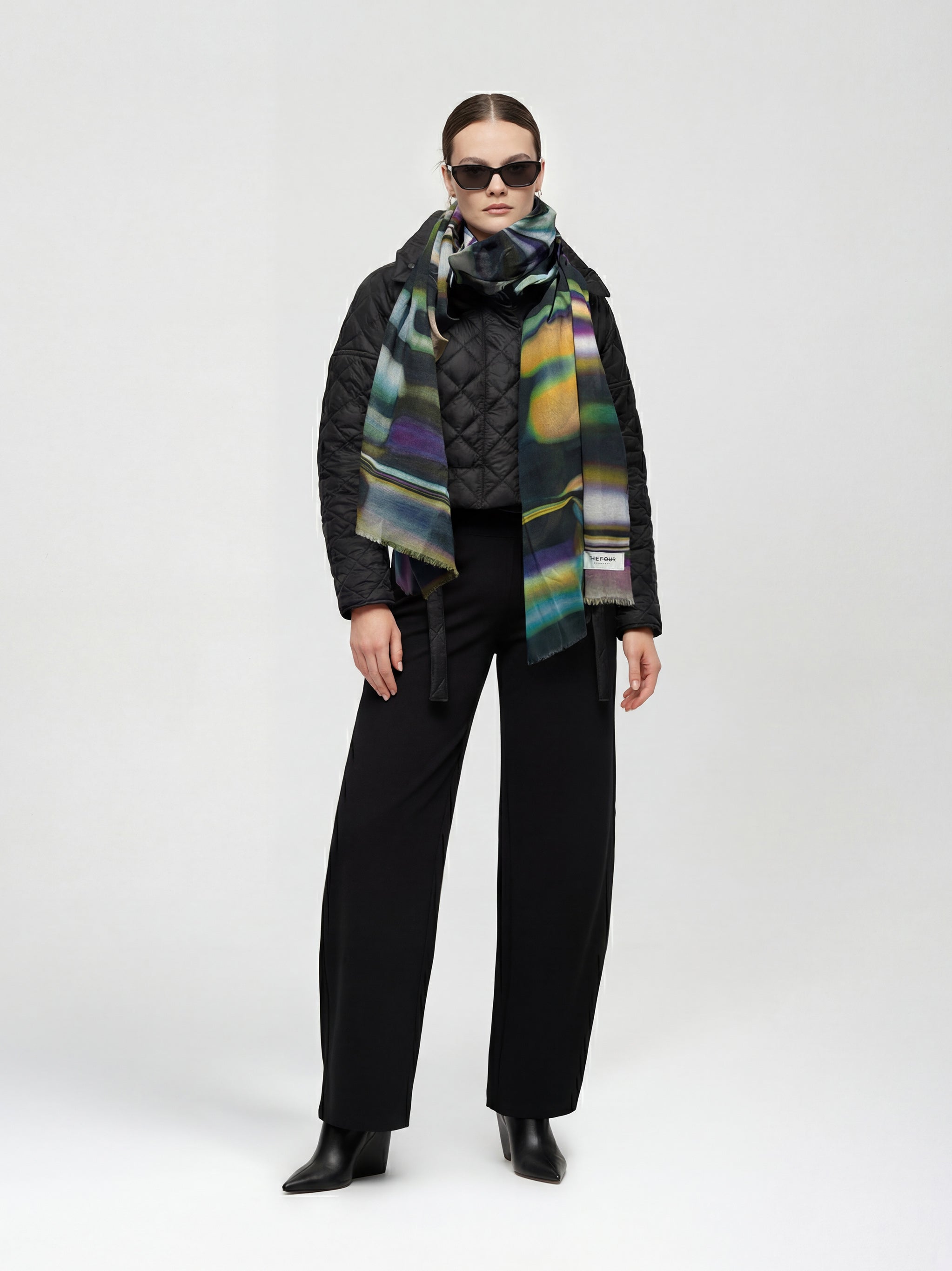 UNIQUE SCARF - No. 028