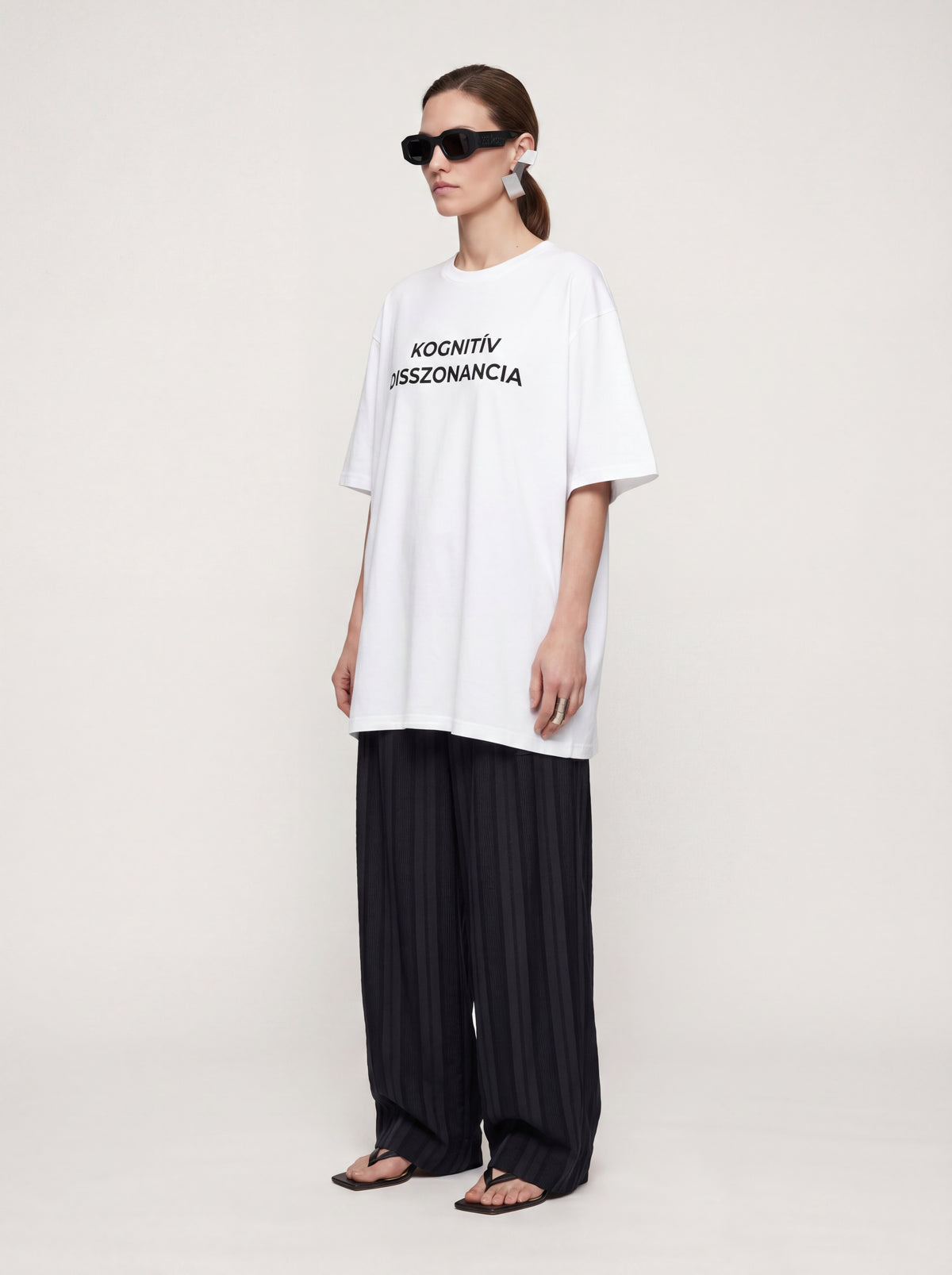 KOGNITÍV DISSZONANCIA BASE T-SHIRT - WHITE