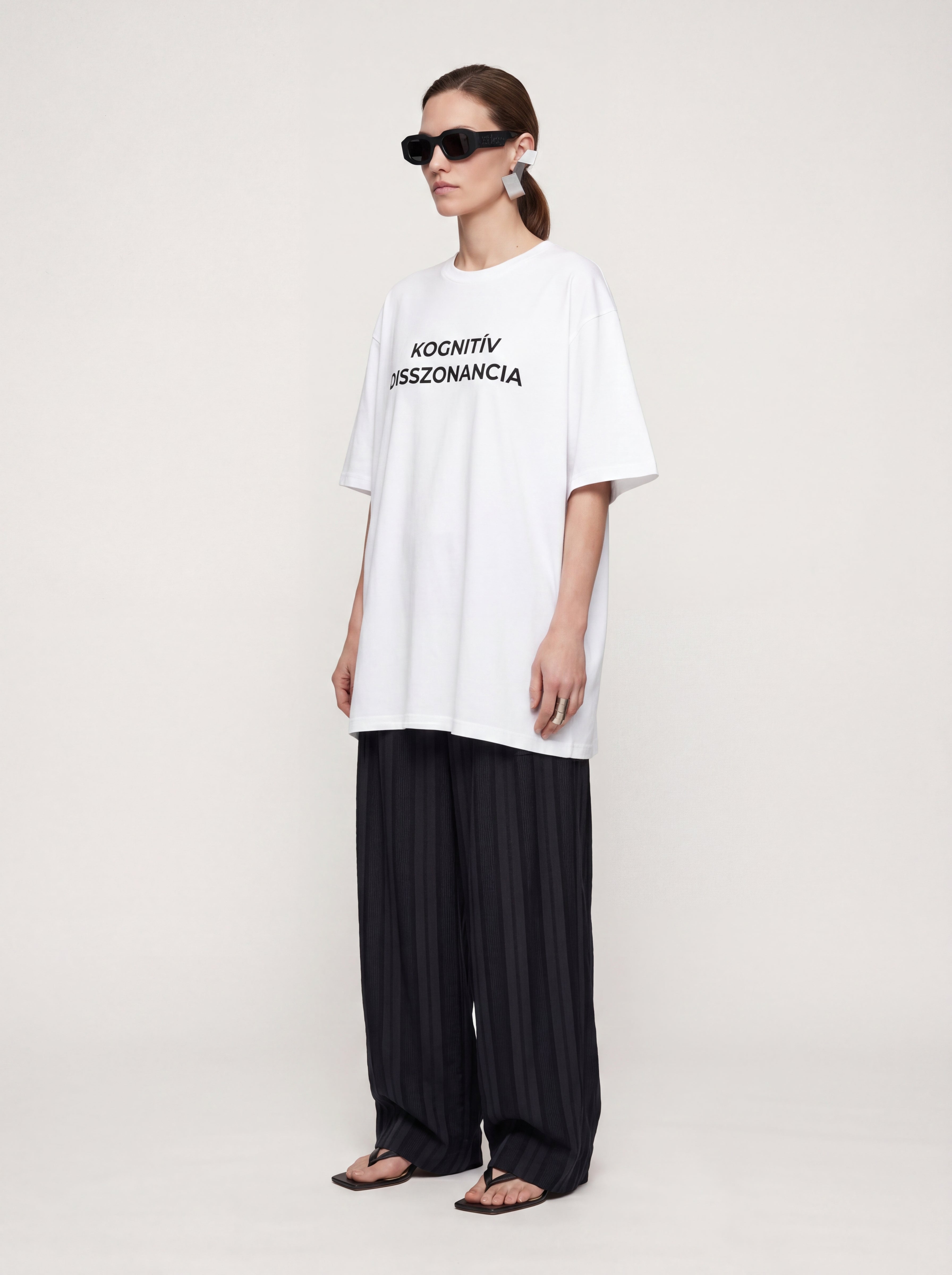 KOGNITÍV DISSZONANCIA BASE T-SHIRT - WHITE