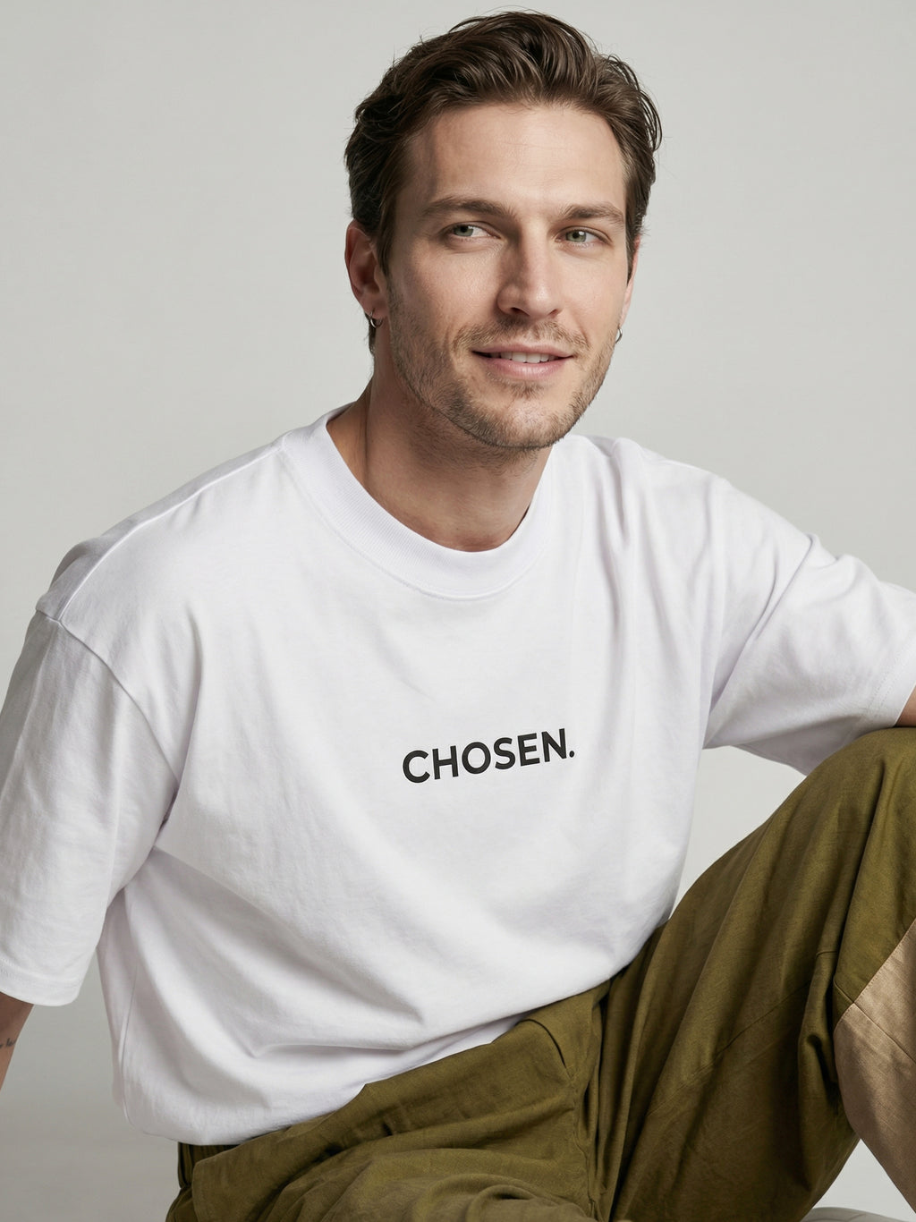 CHOSEN BOXY T-SHIRT - WHITE