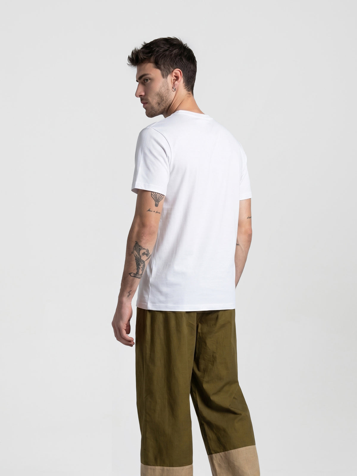 VIVARIUM BASE T-SHIRT - AN ARMS RACE