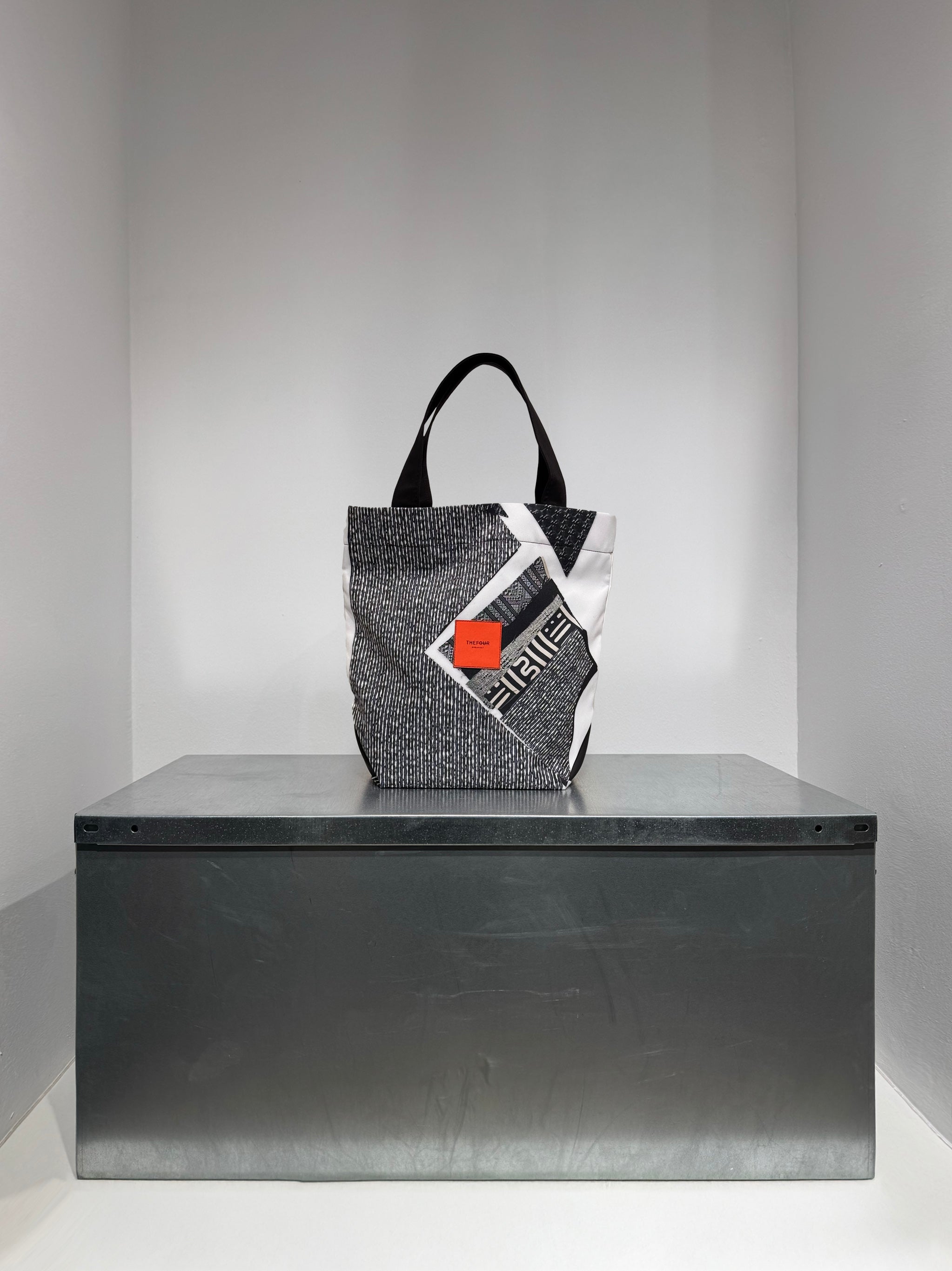 AIDA TOTE BAG REP-1