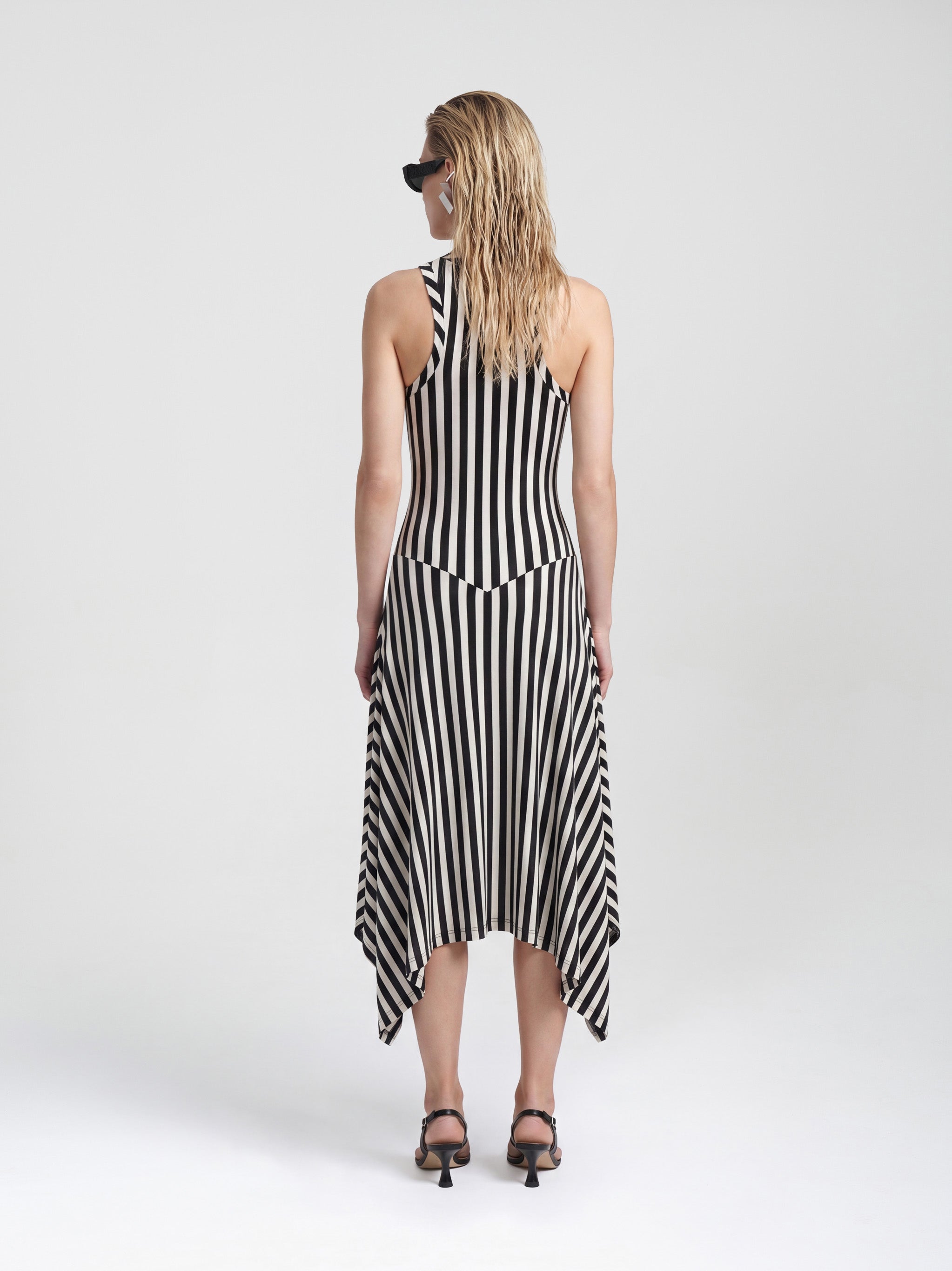 CONTOUR TANK DRESS - BLACK WHITE