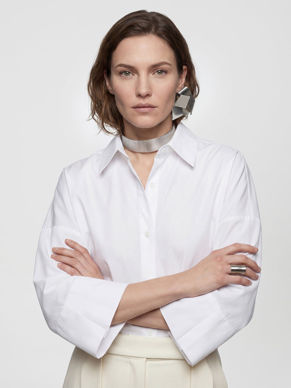 EASE SHIRT - WHITE