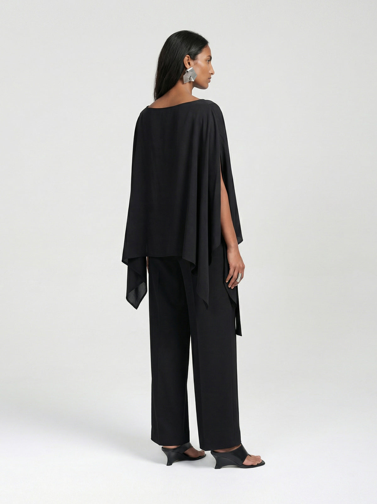 FLUA TOP - BLACK
