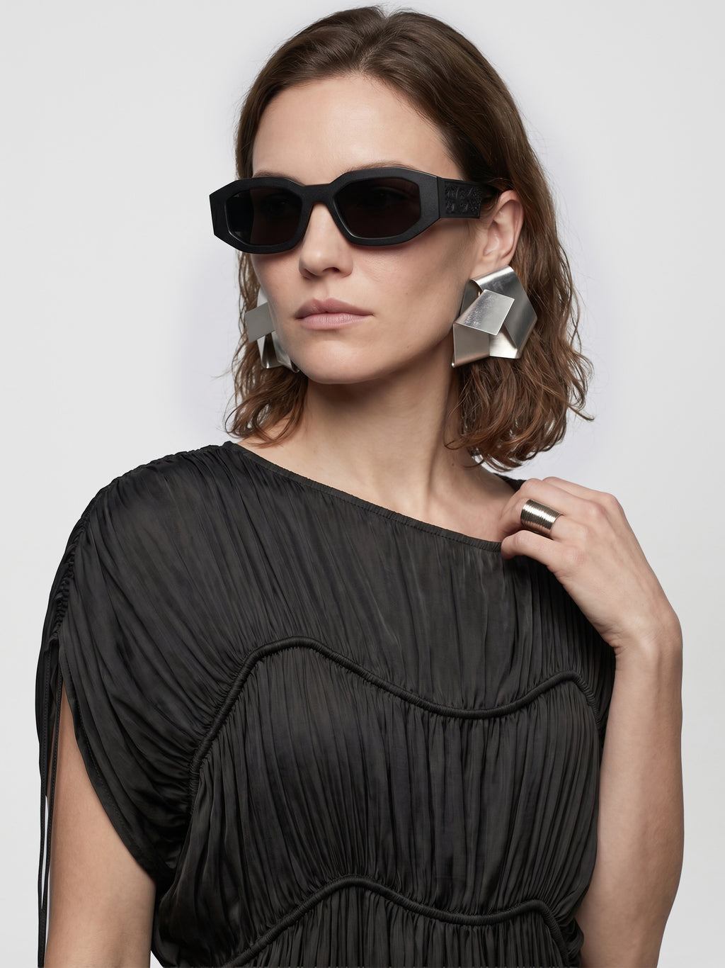 SERA DRESS - BLACK