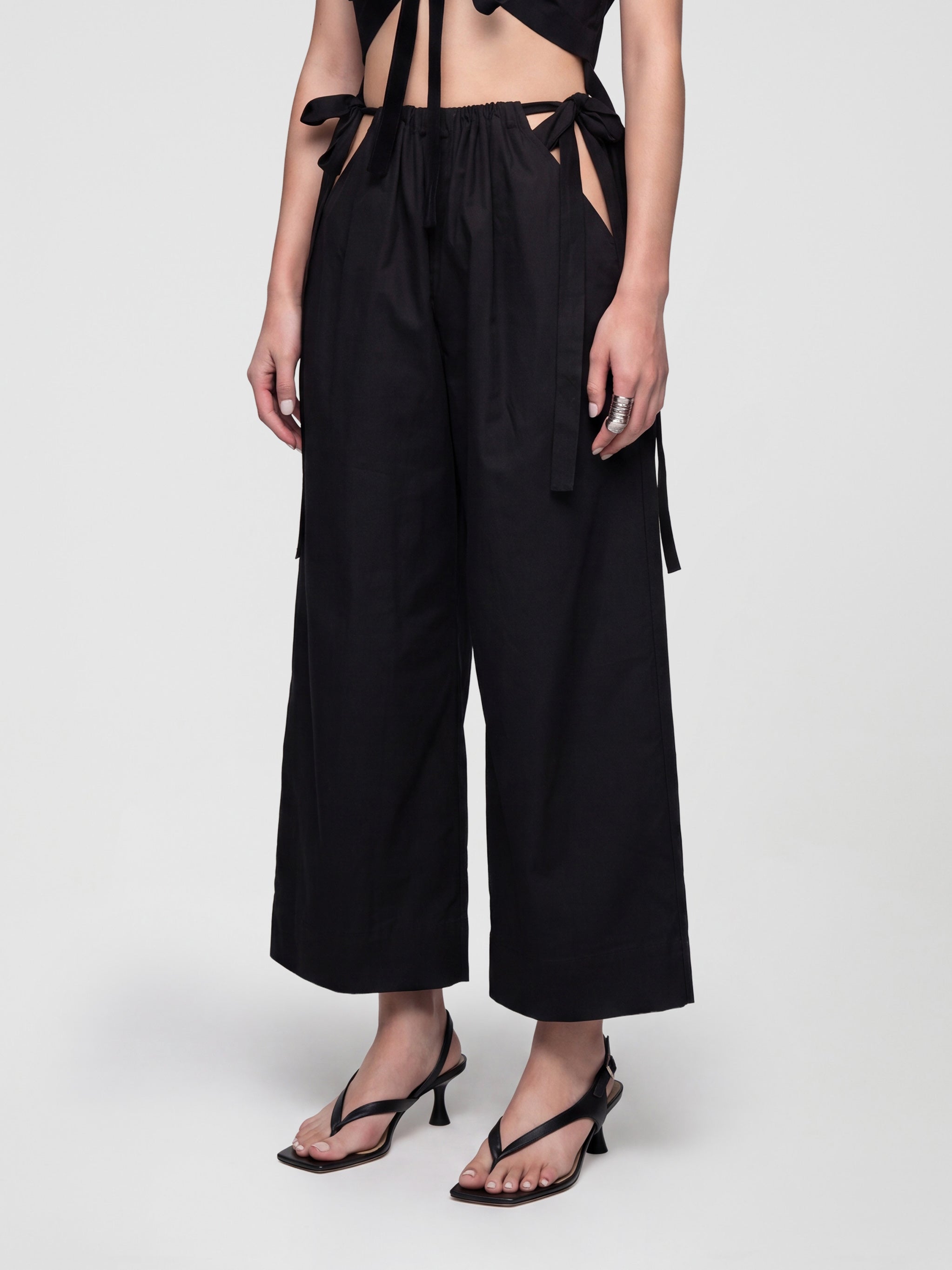 SYRA PANTS - BLACK