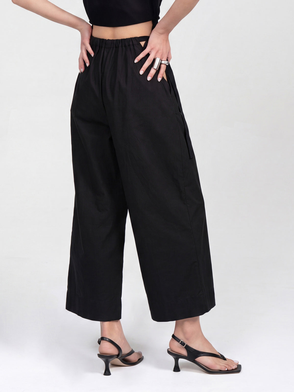 SYRA PANTS - BLACK