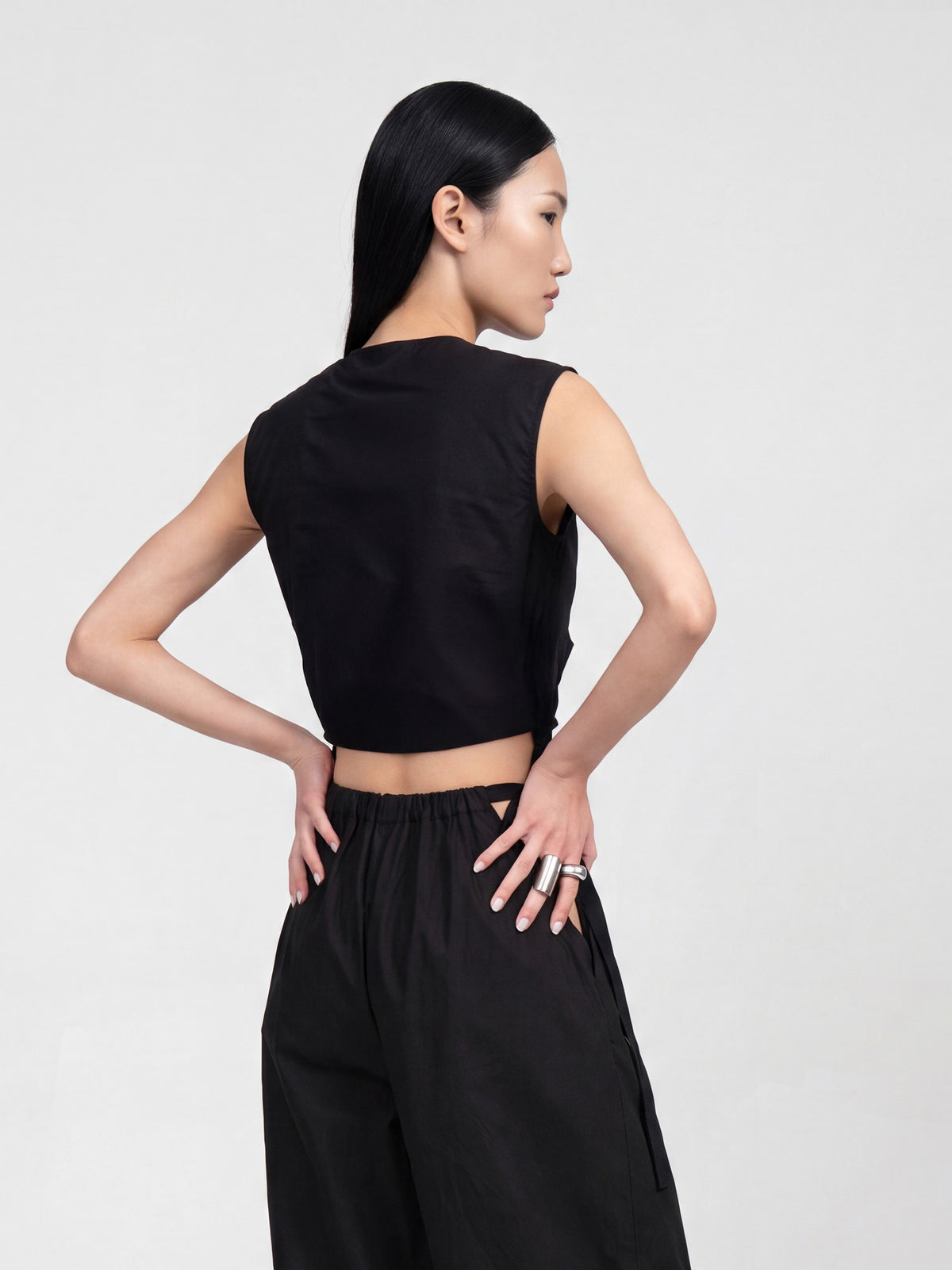 SYRA TOP - BLACK
