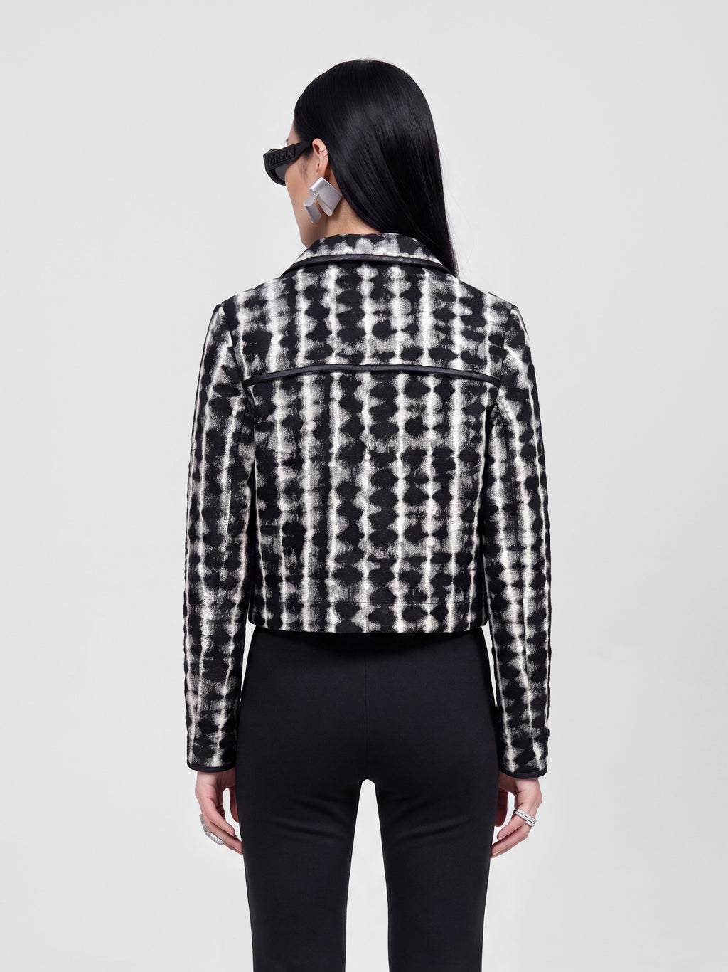 ARCA JACKET - BLACK WHITE