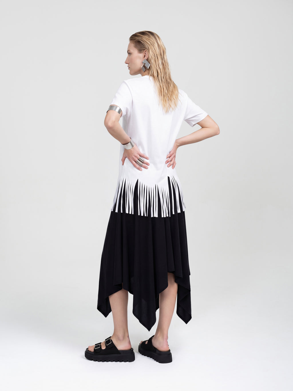 IGAZSÁG BASE T-SHIRT - WHITE
