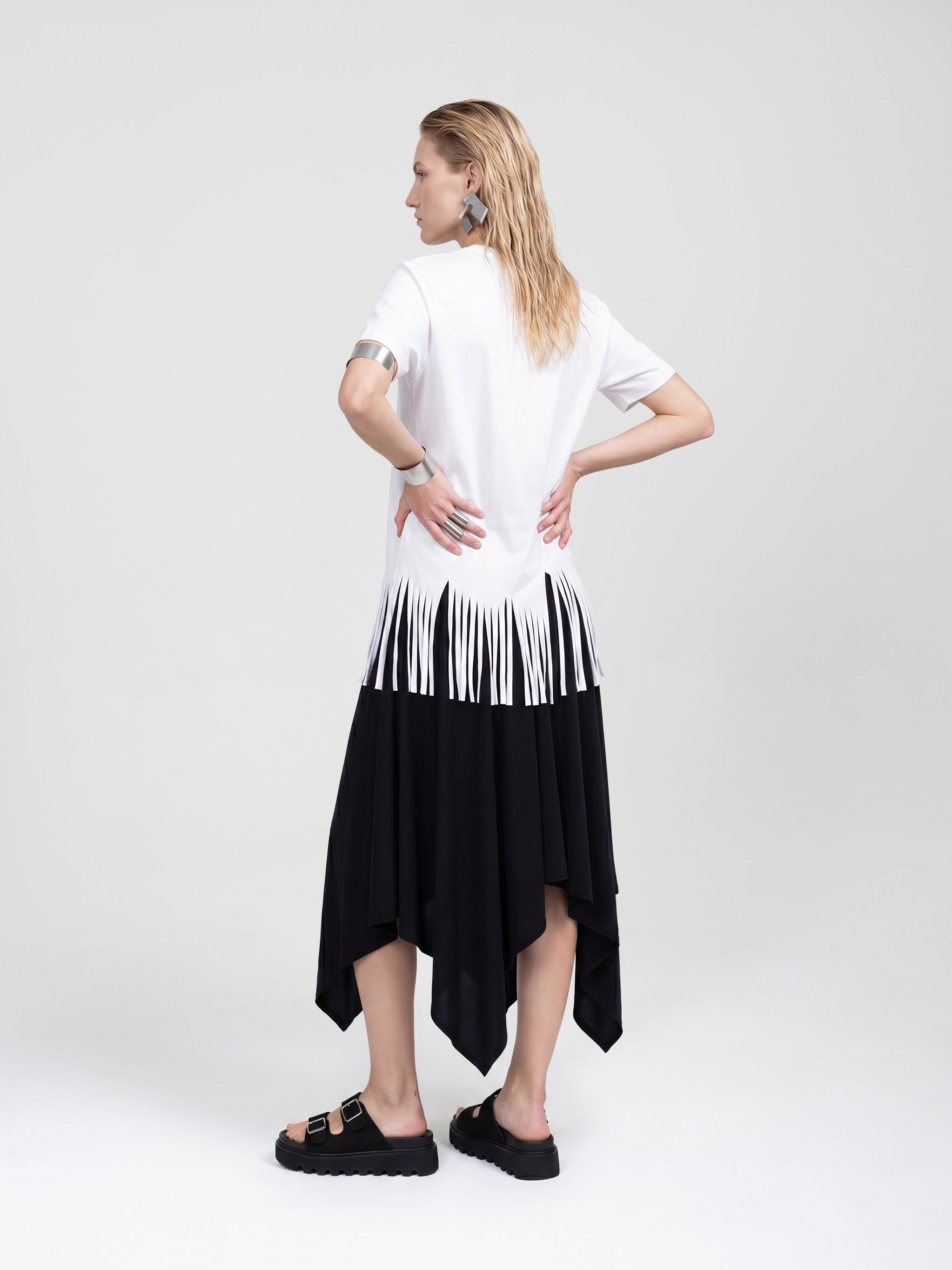 IGAZSÁG BASE T-SHIRT - WHITE