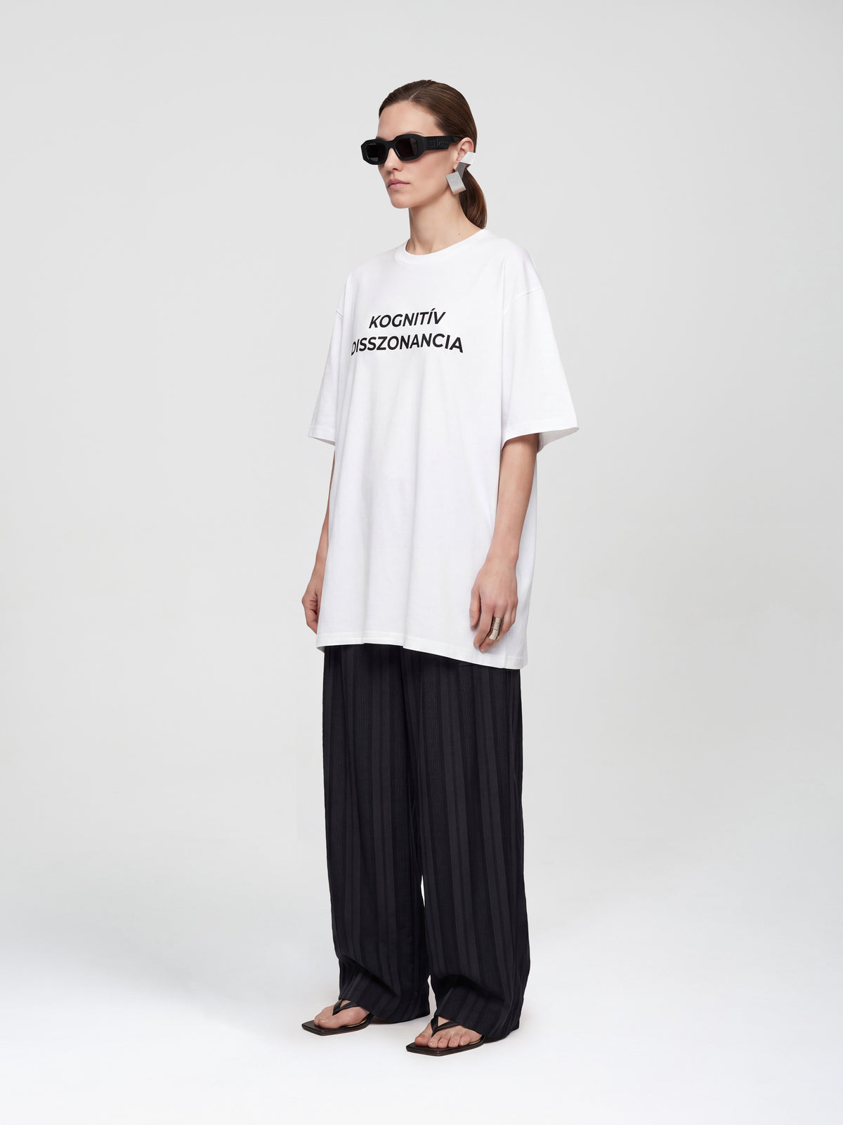 KOGNITÍV DISSZONANCIA BASE T-SHIRT - WHITE