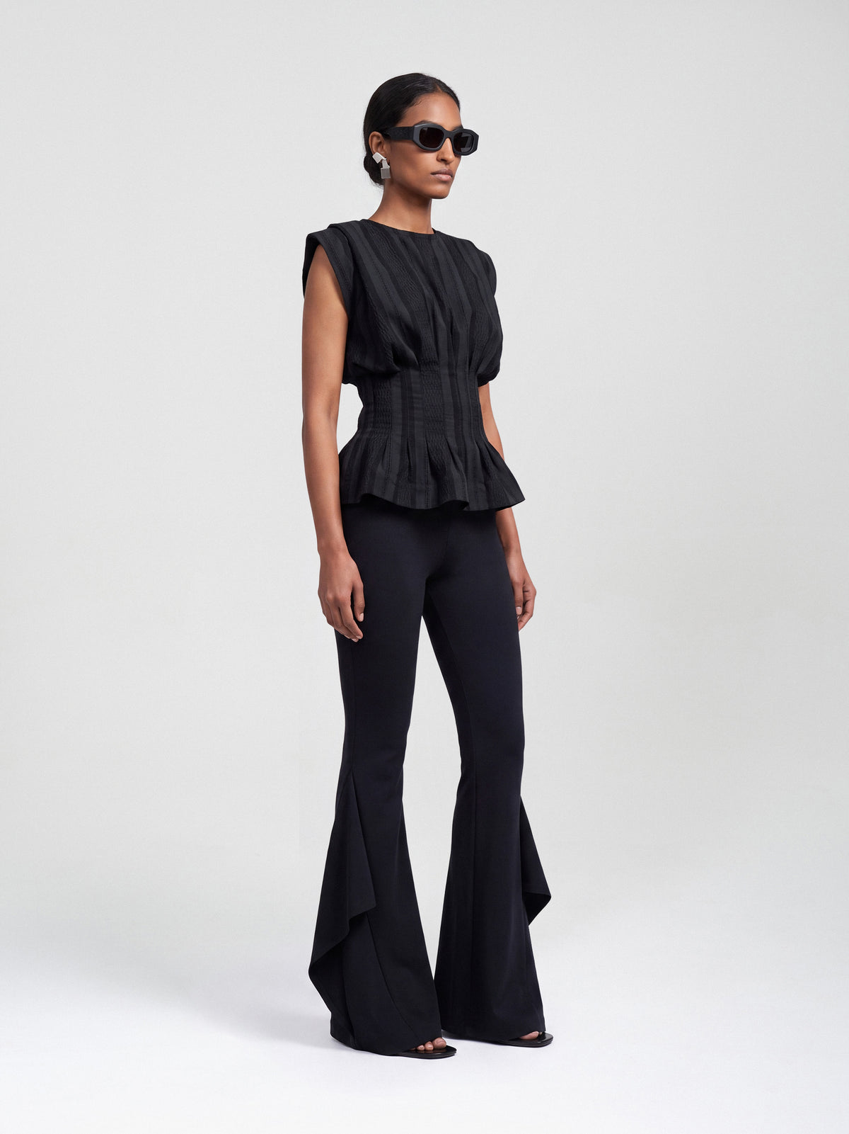 HOURGLASS TOP - STRIPED BLACK