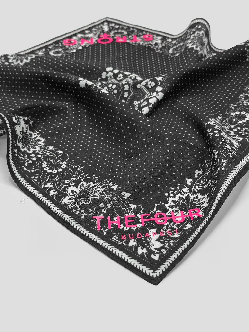 STRONG BANDANA - BLACK NEON PINK