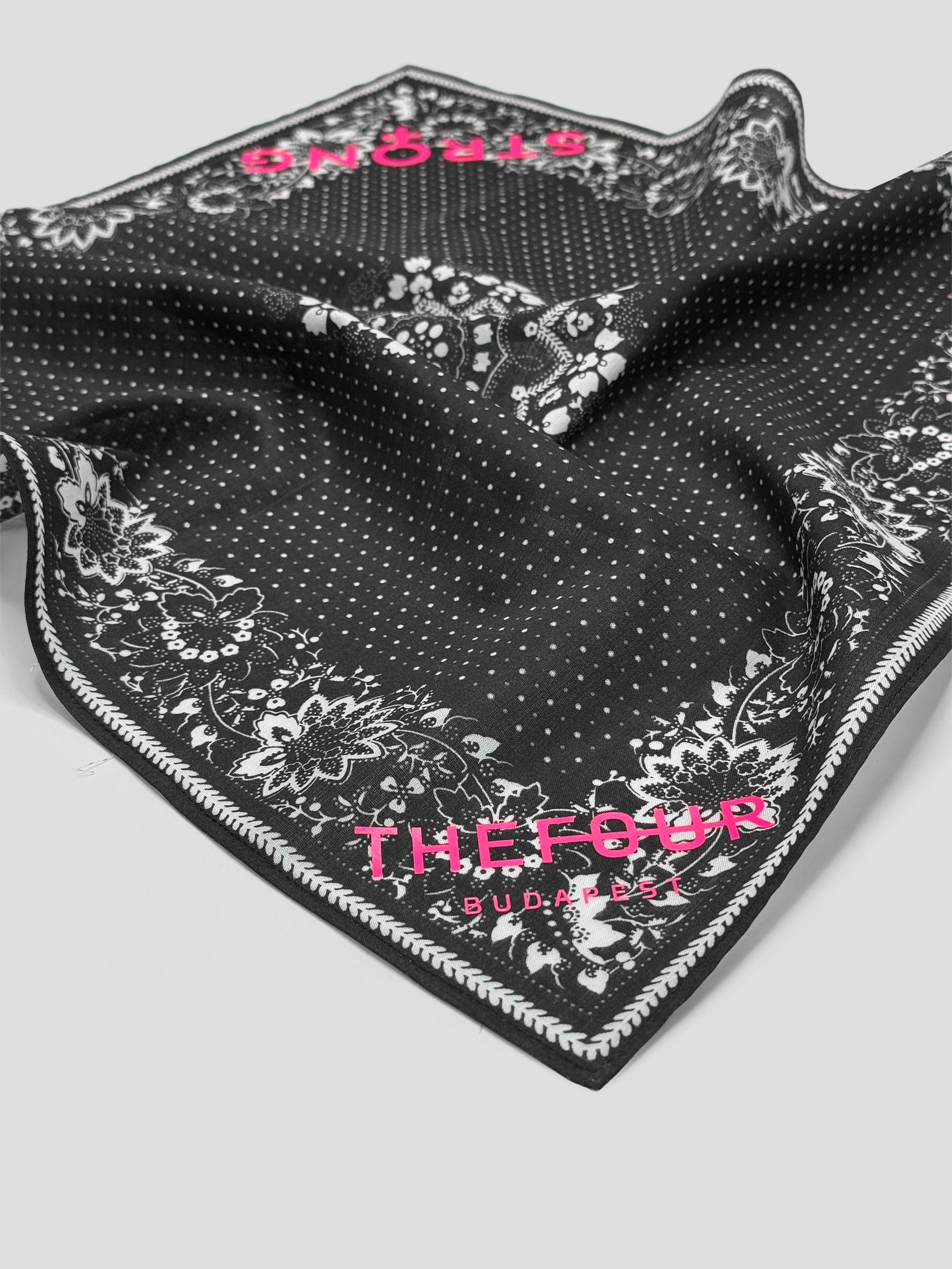 STRONG BANDANA - BLACK NEON PINK