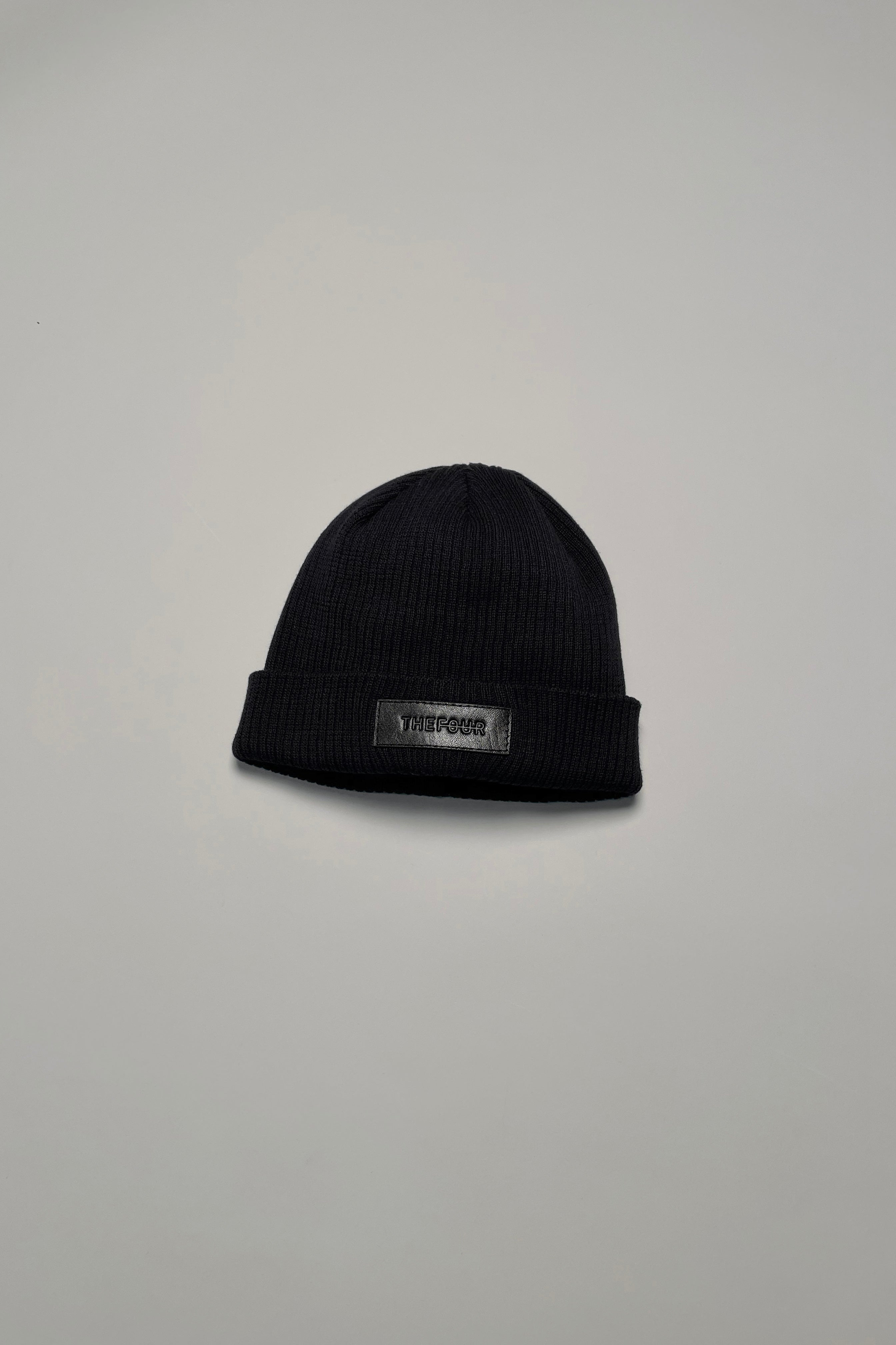 BASE BEANIE - BLACK